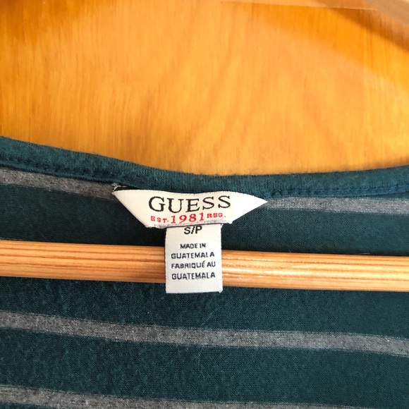 Guess | Striped Stretchy Keyhole Button Sleeves - Picture 3 of 7